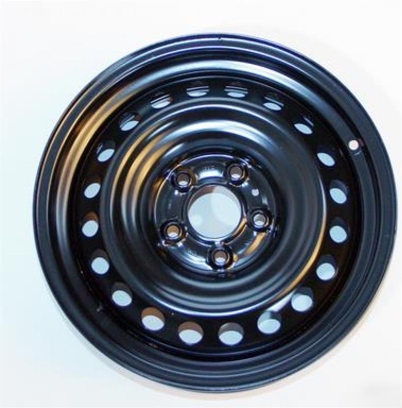 OE Nissan 403003NL0E Black J6 R16 5X114.3 ET40 CB66.1